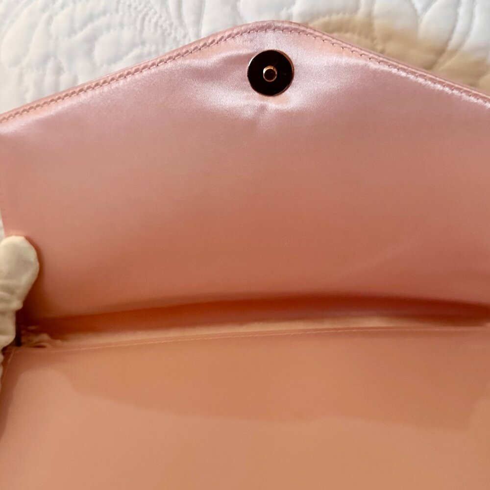 Ted Baker London Cersei Envelope Clutch Wrist Vegan Patent Purse Pink Bow - Picture 3 of 6